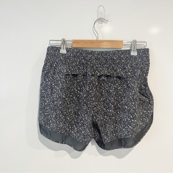 Athleta Printed Mesh Racer Run Short 4" - Picture 6 of 9